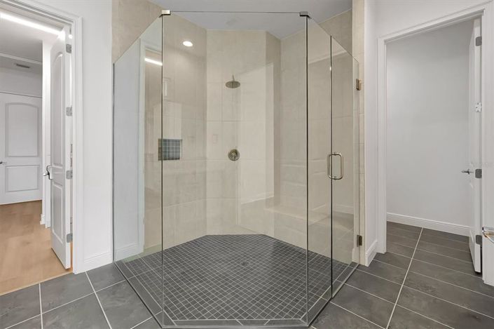 Image No.20-Maison de 5 chambres à vendre à Saint John