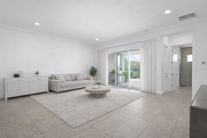 Image No.12-5 Bed House for sale