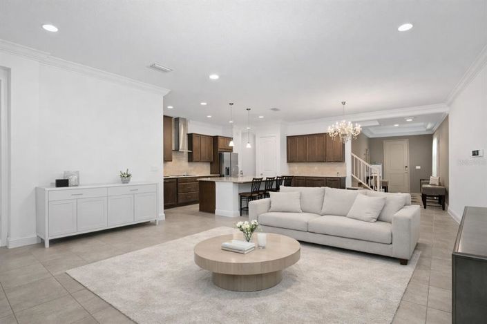 Image No.14-5 Bed House for sale