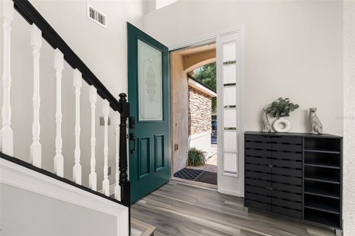 Image No.4-5 Bed House for sale