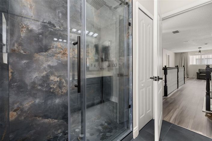 Image No.41-5 Bed House for sale