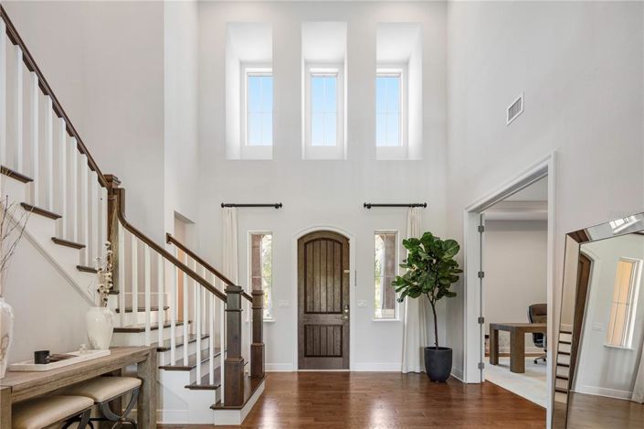 Image No.13-4 Bed House for sale