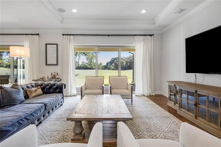 Image No.15-4 Bed House for sale