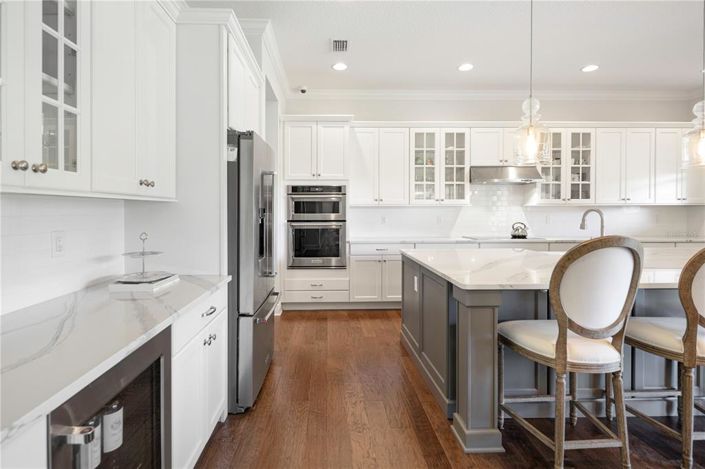 Image No.21-4 Bed House for sale