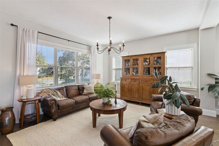 Image No.8-Maison de 4 chambres à vendre à Saint John