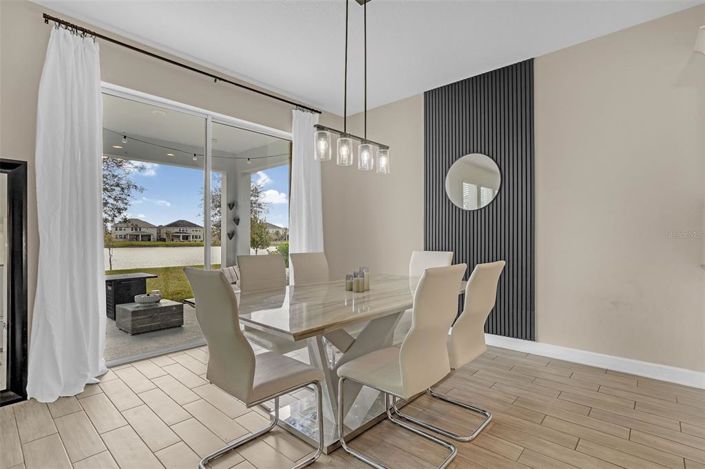 Image No.11-5 Bed House for sale