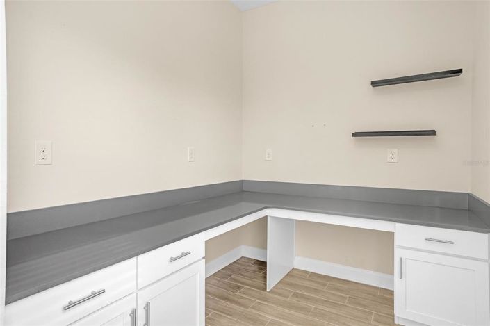 Image No.21-5 Bed House for sale