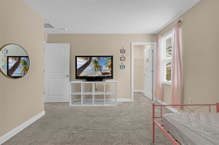 Image No.34-5 Bed House for sale