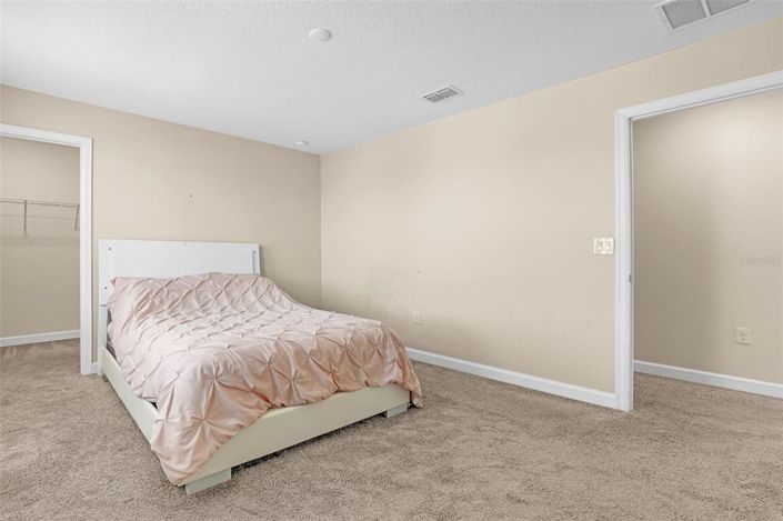 Image No.36-5 Bed House for sale