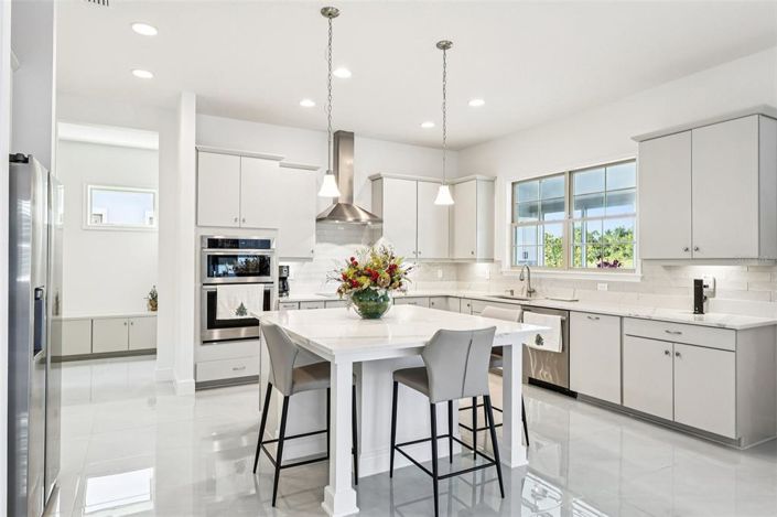 Image No.12-4 Bed House for sale