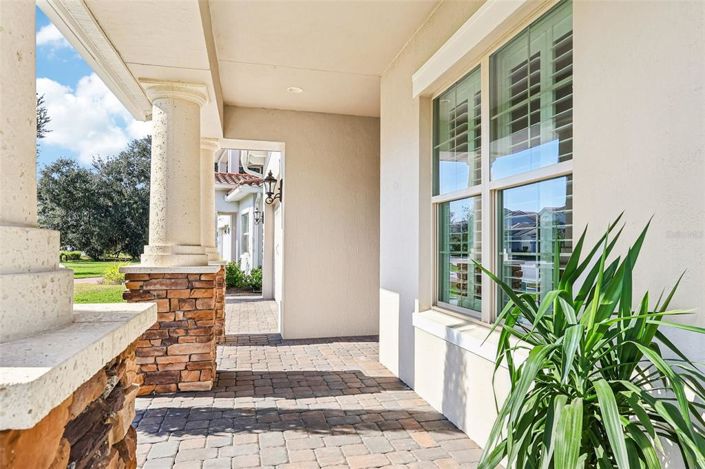 Image No.2-4 Bed House for sale