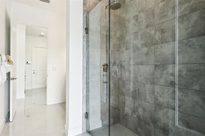 Image No.29-4 Bed House for sale