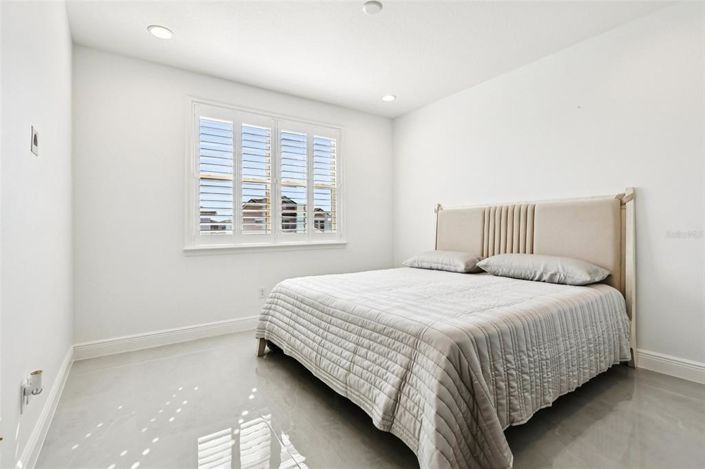 Image No.39-4 Bed House for sale