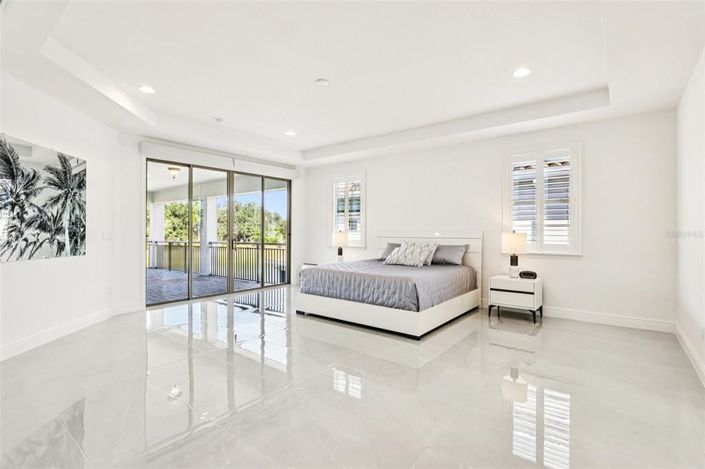 Image No.42-4 Bed House for sale