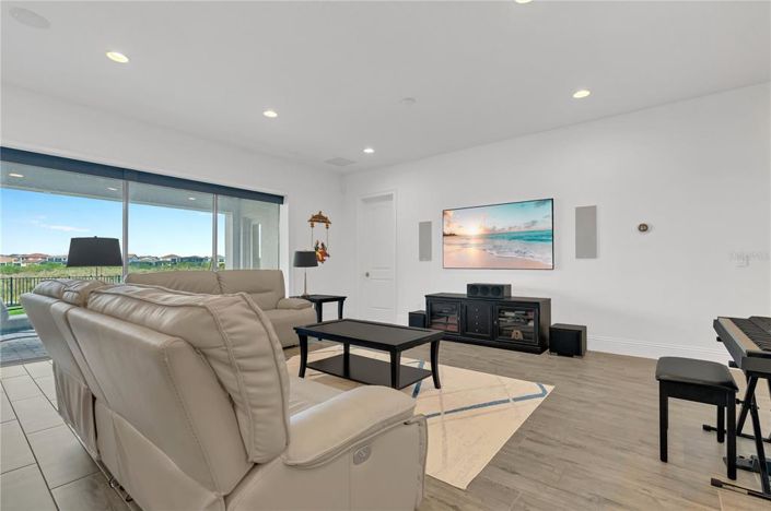 Image No.11-4 Bed House for sale