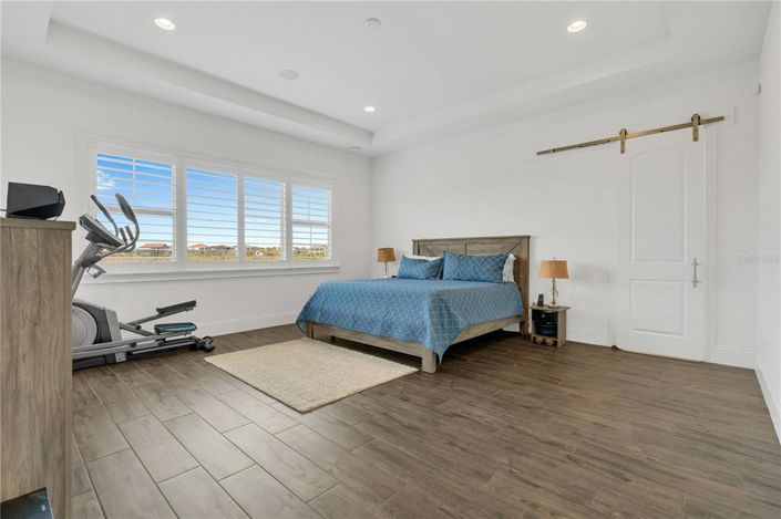 Image No.23-4 Bed House for sale