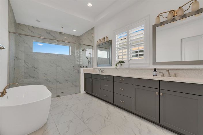 Image No.26-4 Bed House for sale