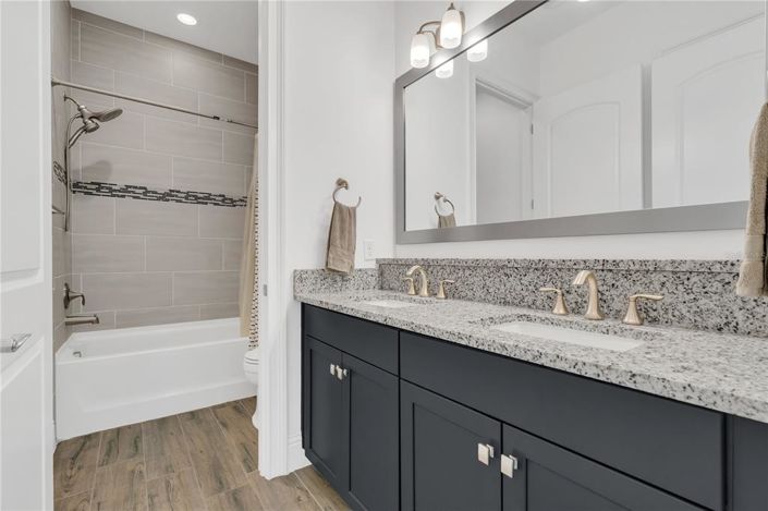 Image No.29-4 Bed House for sale