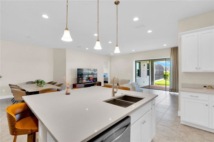 Image No.10-5 Bed House for sale