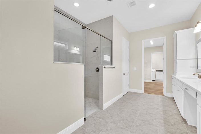 Image No.20-5 Bed House for sale