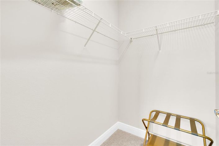 Image No.36-5 Bed House for sale