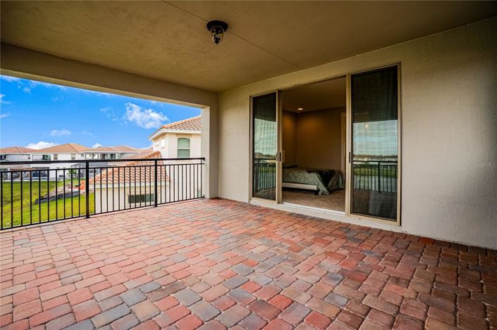 Image No.39-5 Bed House for sale