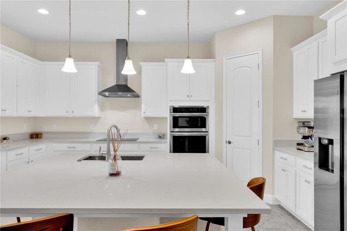 Image No.9-5 Bed House for sale