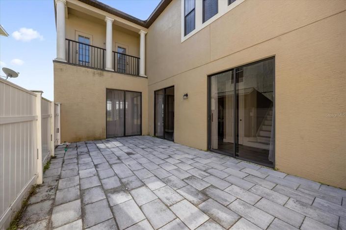 Image No.28-5 Bed House for sale