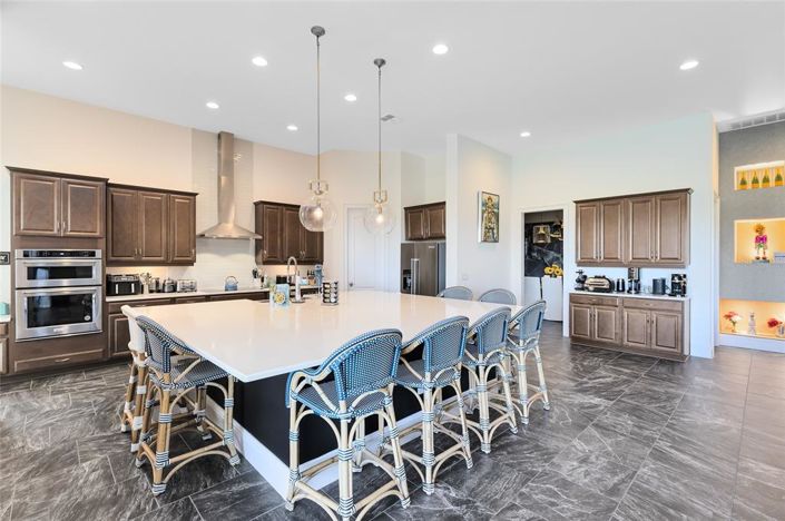 Image No.20-4 Bed House for sale