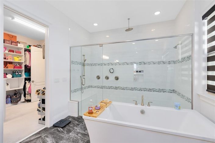 Image No.27-4 Bed House for sale