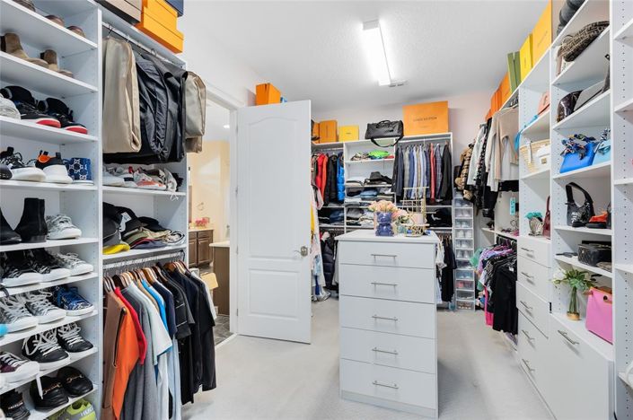 Image No.28-4 Bed House for sale