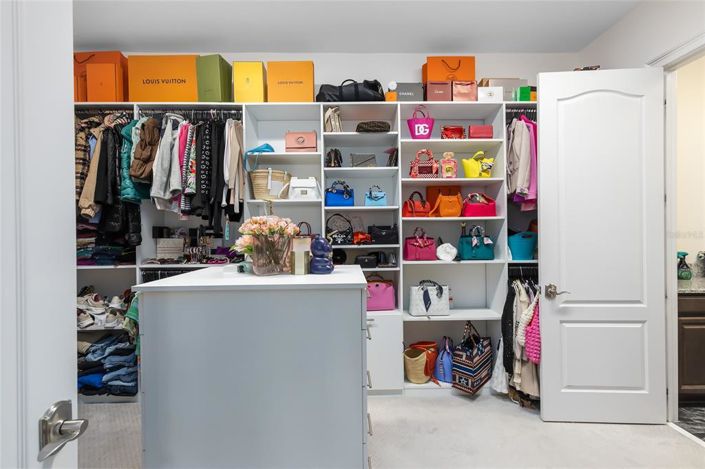 Image No.29-4 Bed House for sale