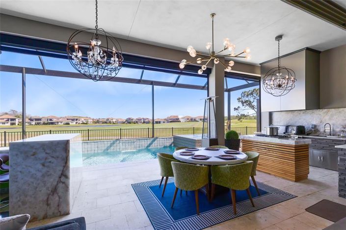 Image No.3-4 Bed House for sale