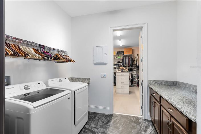 Image No.30-4 Bed House for sale