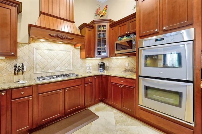 Image No.11-5 Bed House for sale