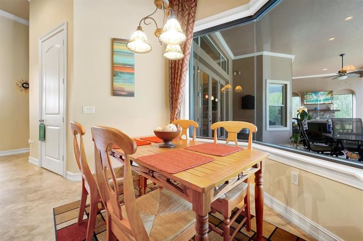 Image No.12-5 Bed House for sale