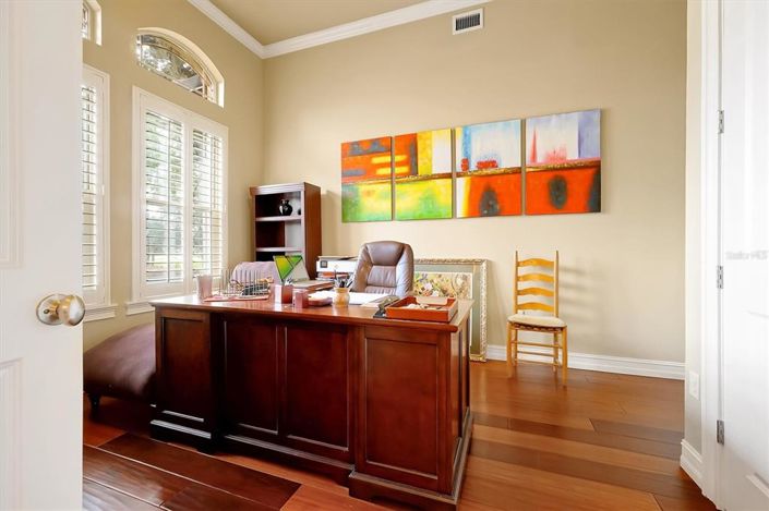 Image No.16-5 Bed House for sale