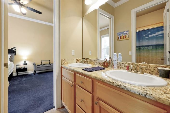 Image No.27-5 Bed House for sale