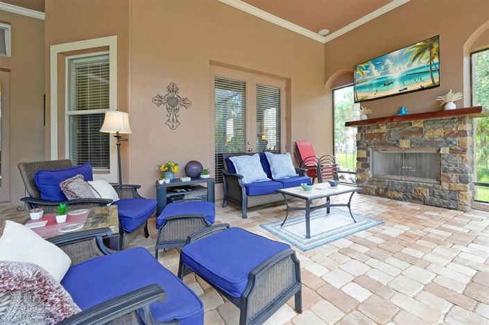 Image No.38-5 Bed House for sale
