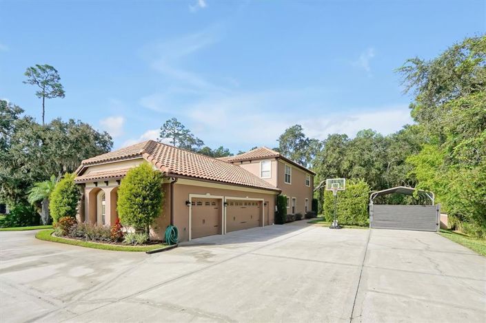 Image No.46-5 Bed House for sale