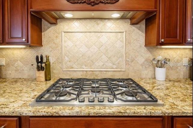 Image No.9-5 Bed House for sale