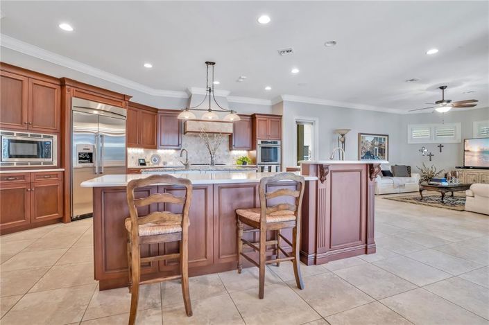 Image No.17-4 Bed House for sale