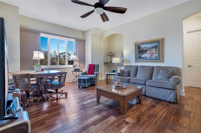 Image No.47-4 Bed House for sale