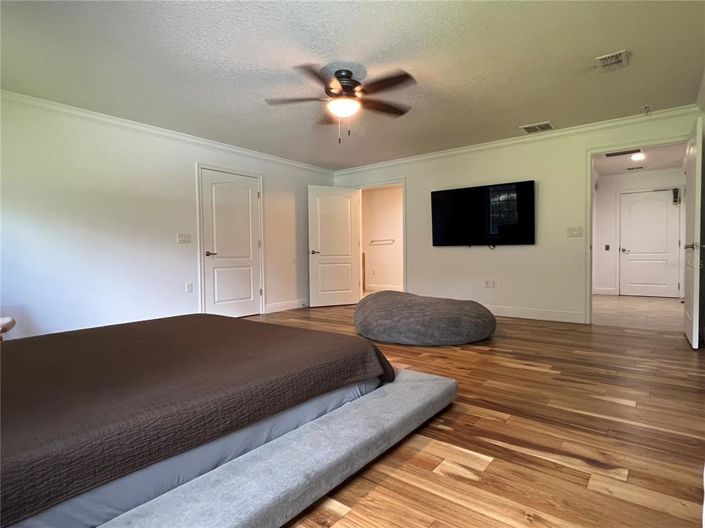 Image No.13-3 Bed House for sale