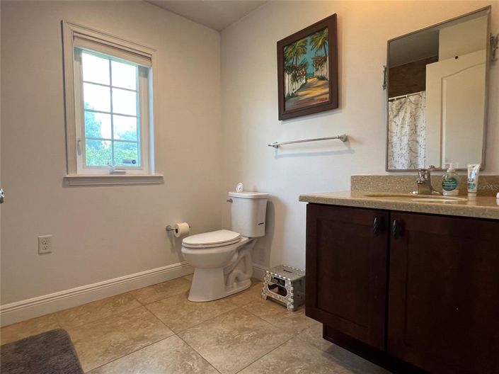 Image No.20-3 Bed House for sale