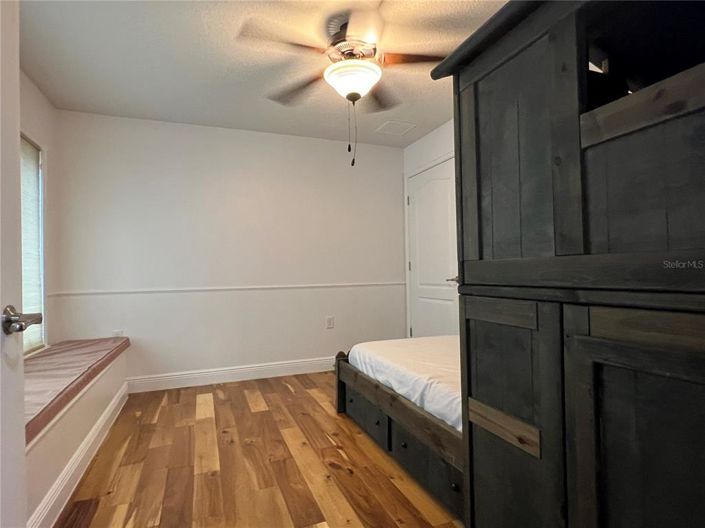 Image No.21-3 Bed House for sale