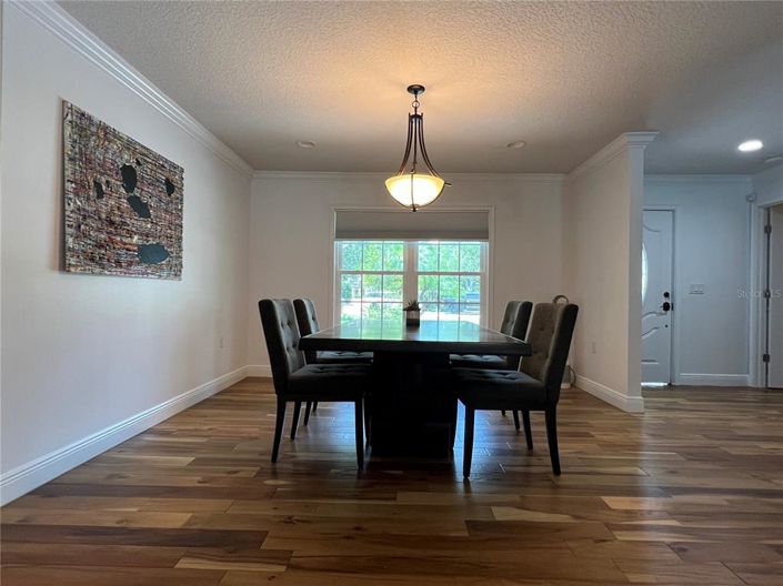 Image No.8-3 Bed House for sale