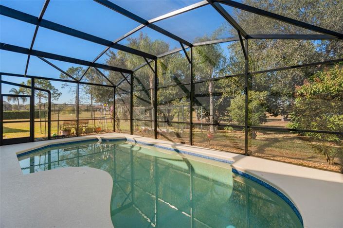 Image No.37-5 Bed House for sale