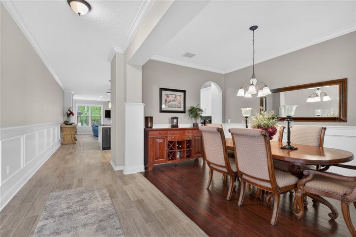 Image No.3-4 Bed House for sale