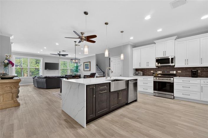 Image No.9-4 Bed House for sale